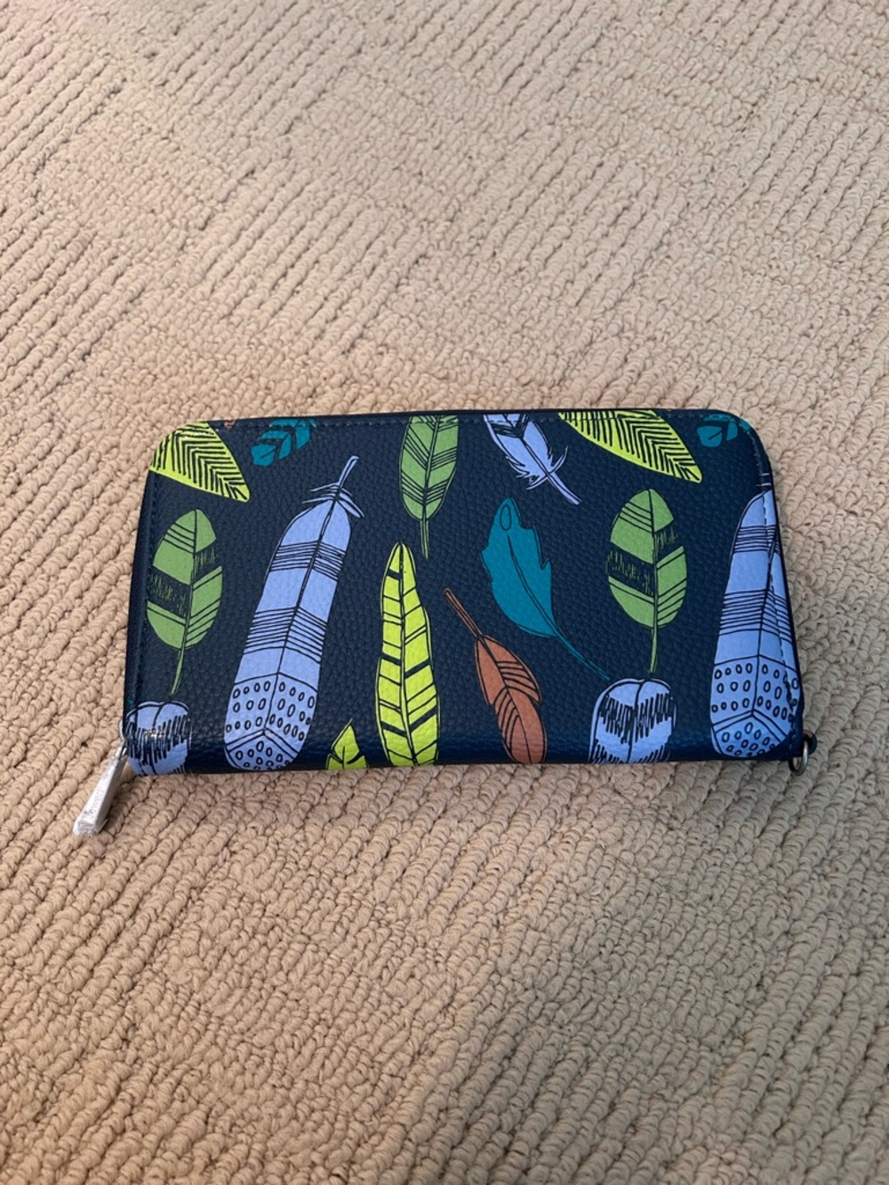 thirty-one Large Navy Wallet with Multicolor Feather Print